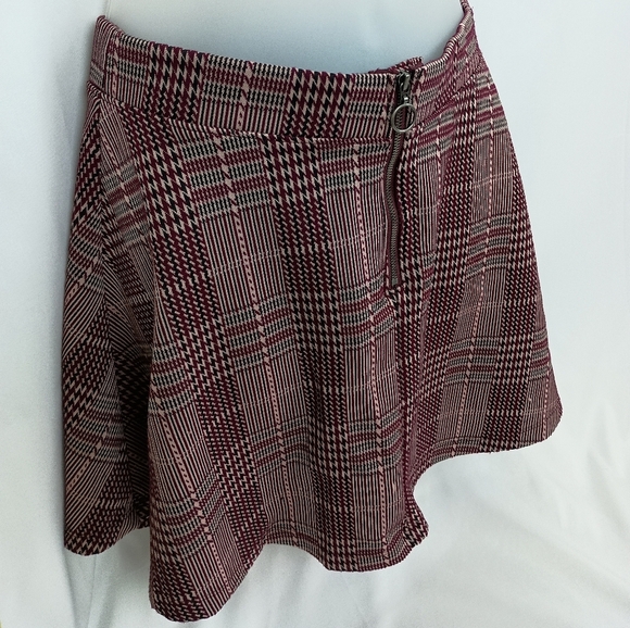 SO Plaid Preppy Dark Academia Red,Purple And Black A-Line Skirt  (#1,438) - Picture 7 of 10